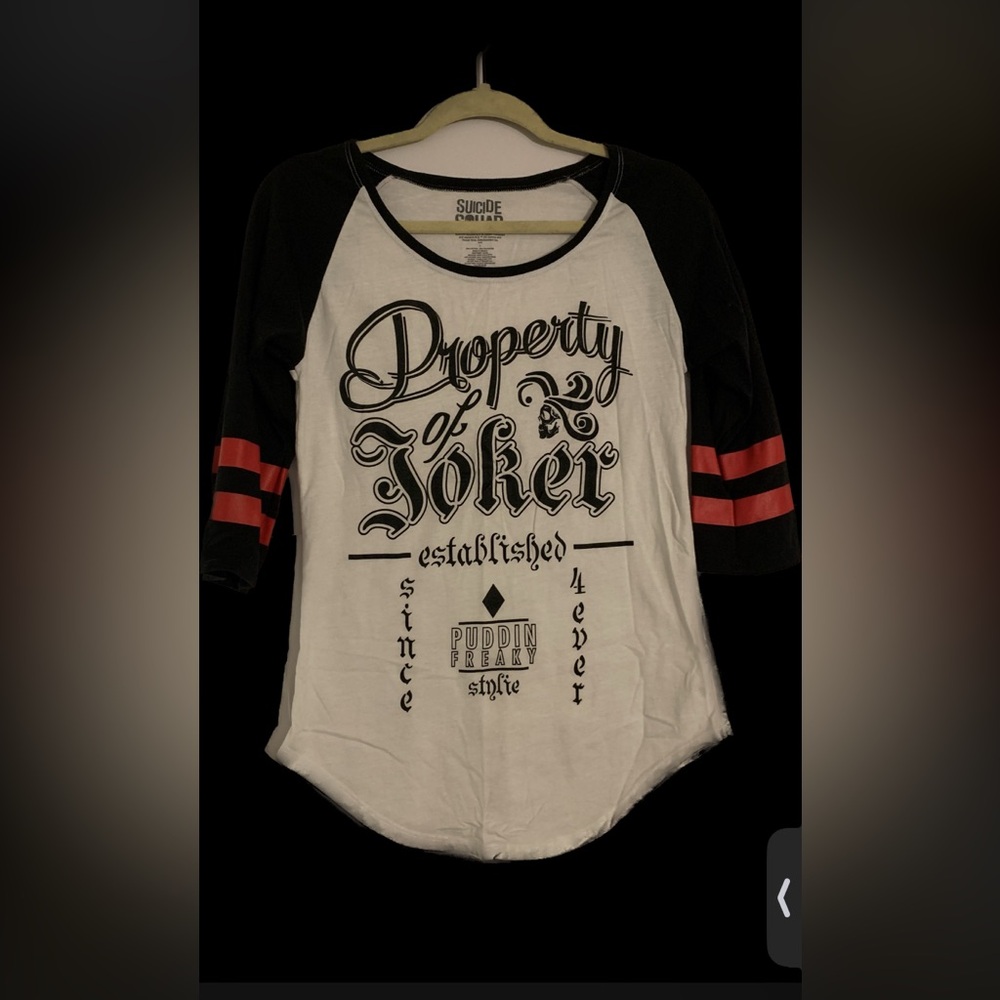 Women’s baseball Tee Suicide Squad/Harley&Joker Tee size large